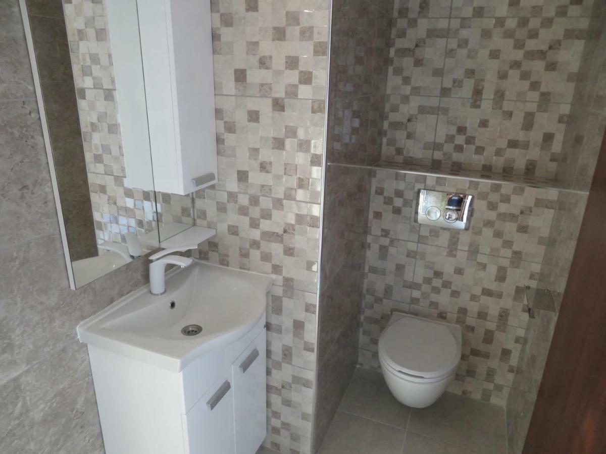 Vila Velvet Hotel Starigrad Paklenica Exterior photo