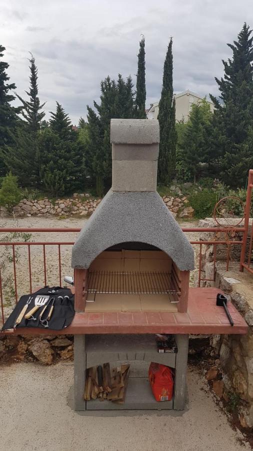 Vila Velvet Hotel Starigrad Paklenica Exterior photo